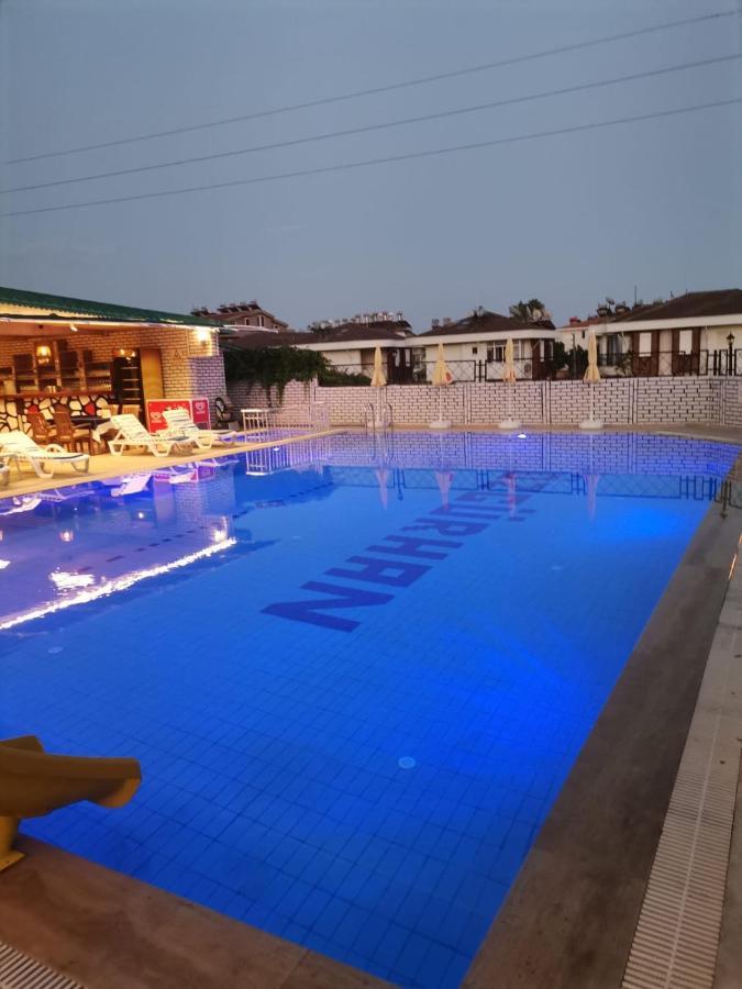 Side Oezguerhan Hotel エクステリア 写真