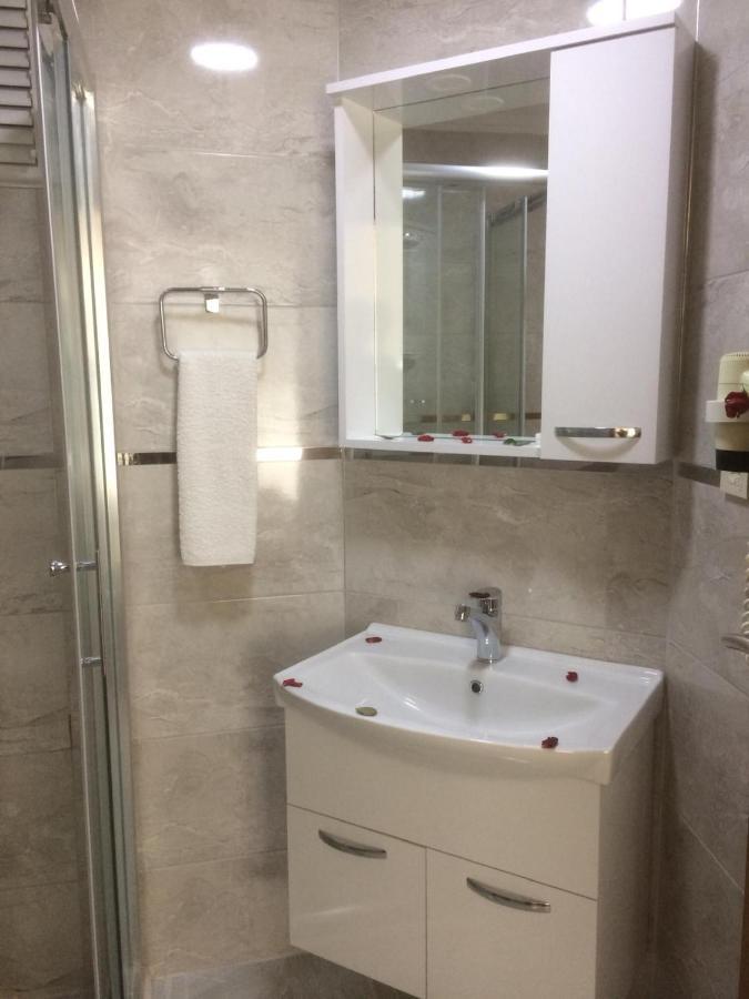 Side Oezguerhan Hotel エクステリア 写真