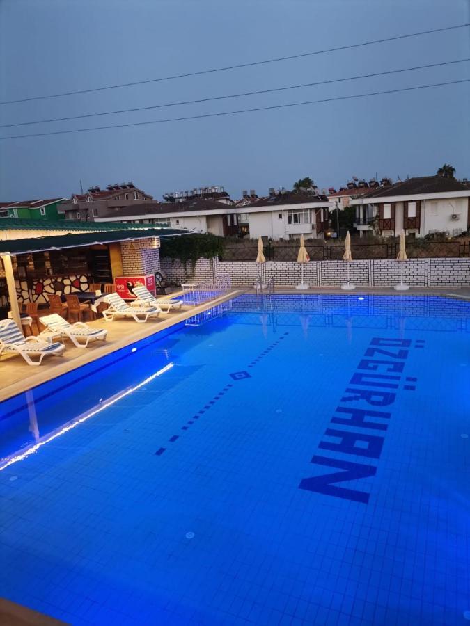 Side Oezguerhan Hotel エクステリア 写真